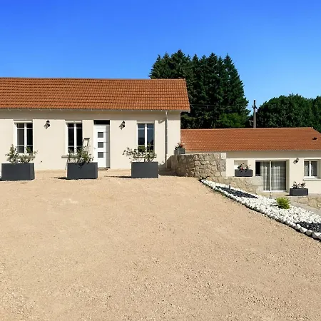 Renoves Pour 8 Pers - Piscine Privee, Cantal