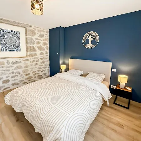 Casa de Férias Renoves Pour 8 Pers - Piscine Privee, Cantal *