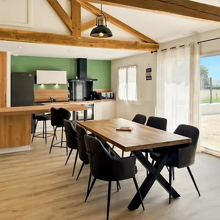 Semesterbostad Renoves Pour 8 Pers - Piscine Privee, Cantal